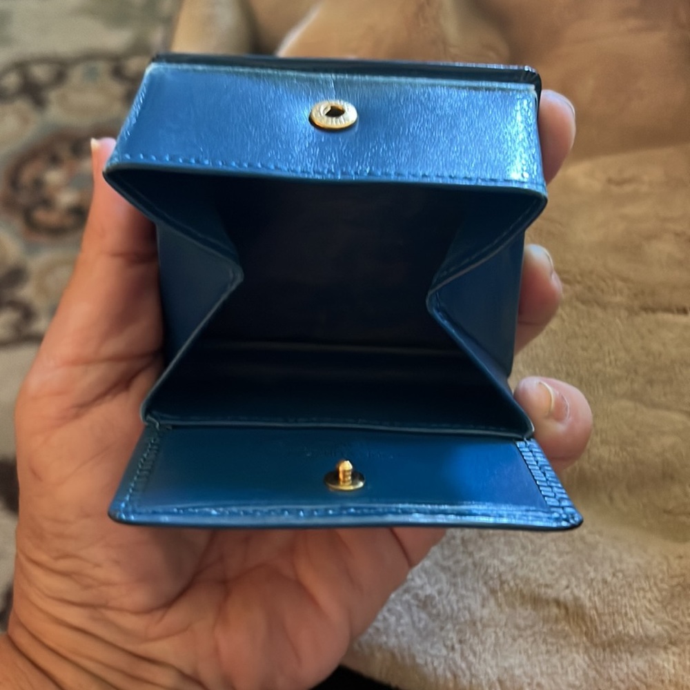 Louis Vuitton miniature Epi jewelry case & Epi Porte coin purse or AirPods case - Picture 3 of 11